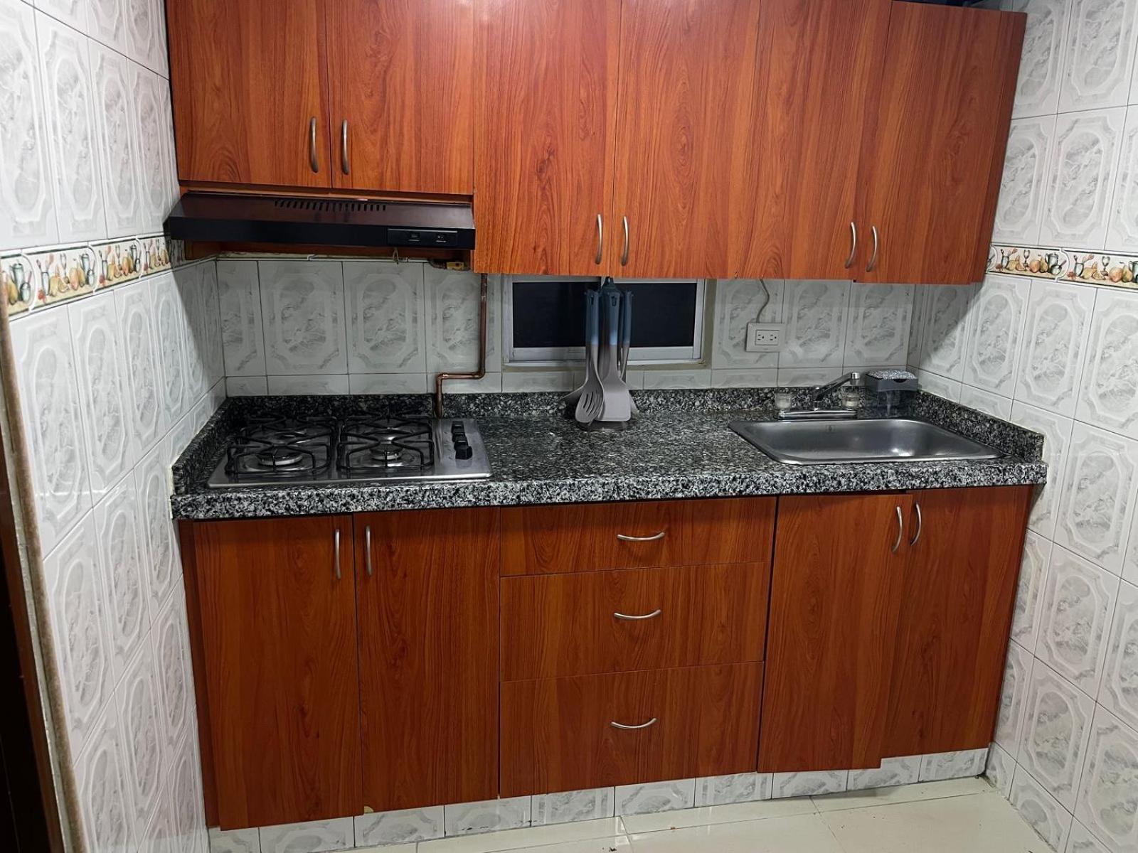 Appartement Aparta Estudio Amoblado Cerca Al Aeropuerto Bogotá